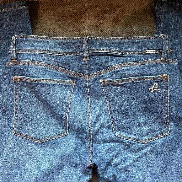 DL1961 Angel Jeans - Picture 3 of 4